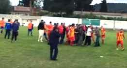 VIDEO: Agresión a árbitro que avergüenza al fútbol regional valenciano