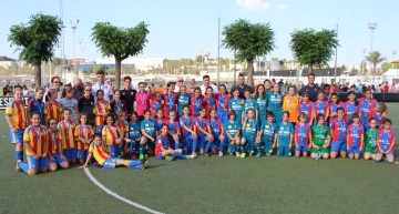 Calendarios y grupos de competición de fútbol-8 Femenino FFCV 2016-2017