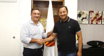 Salva Gomar explica al presidente del Valencia CF su proyecto para la FFCV