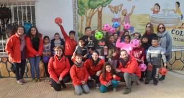 ‘Pelotazo’ solidario en el Colegio Mare Petra de Torrent gracias a la Falla Santa Maria Micaela – Martí l’Humà