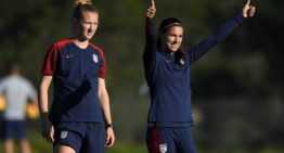 La selección femenina de EEUU ya calienta motores para el choque ante España en el Rico Pérez