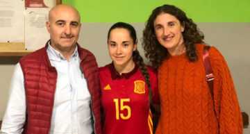 La valenciana Aitana Benítez debutó con España sub-19 de futsal ante Portugal