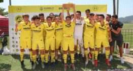 Prebenjamín y Benjamín del Villarreal ponen la guinda a su año en la Costa Girona Cup