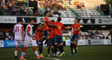 8.000 personas en Castalia empujaron a España Sub-21 en su triunfo ante Montenegro (2-0)