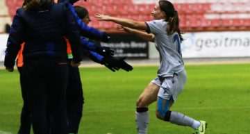 Lluvia de goles para un Levante Femenino que se aúpa a la cuarta plaza (3-4)