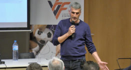 VIDEO: 80 asistentes disfrutaron de la ‘masterclass’ de Vicente Parras en Crevillent