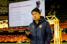 Sean Bai, director general de la Academia del Valencia CF: ‘Podemos fallar, está permitido, pero para aprender de los errores’