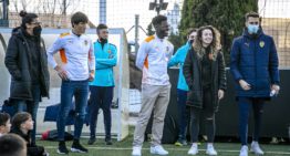 Los equipos de F8 de la Academia del Valencia CF reciben la visita de Yunus Musah, Jesús Vázquez, Marta Carro y Esther Martín-Pozuelo