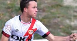 La Academia del Valencia CF ficha a Joselu Pérez hasta junio de 2025