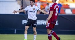 El Valencia CF debe decidir si apuesta por Fran Pérez o lo deja libre