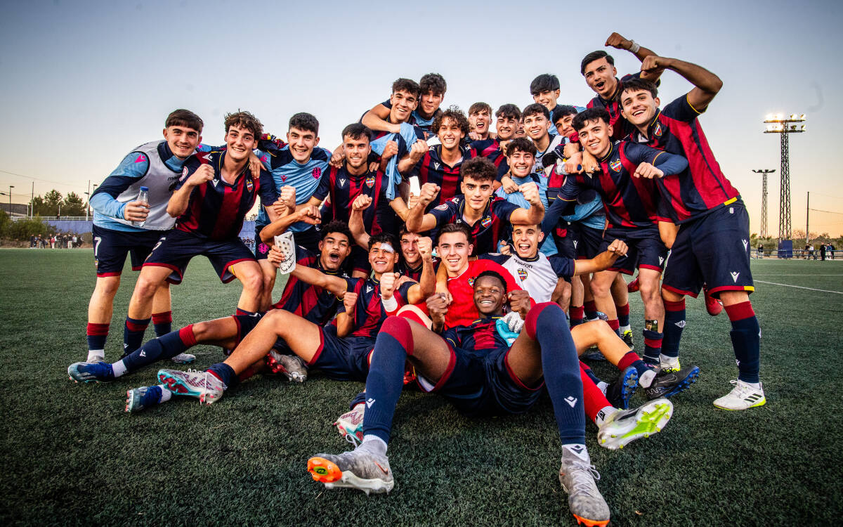 Exhibición del Levante ante el Atlético para meterse en cuartos de Copa del Rey Juvenil (3-0)